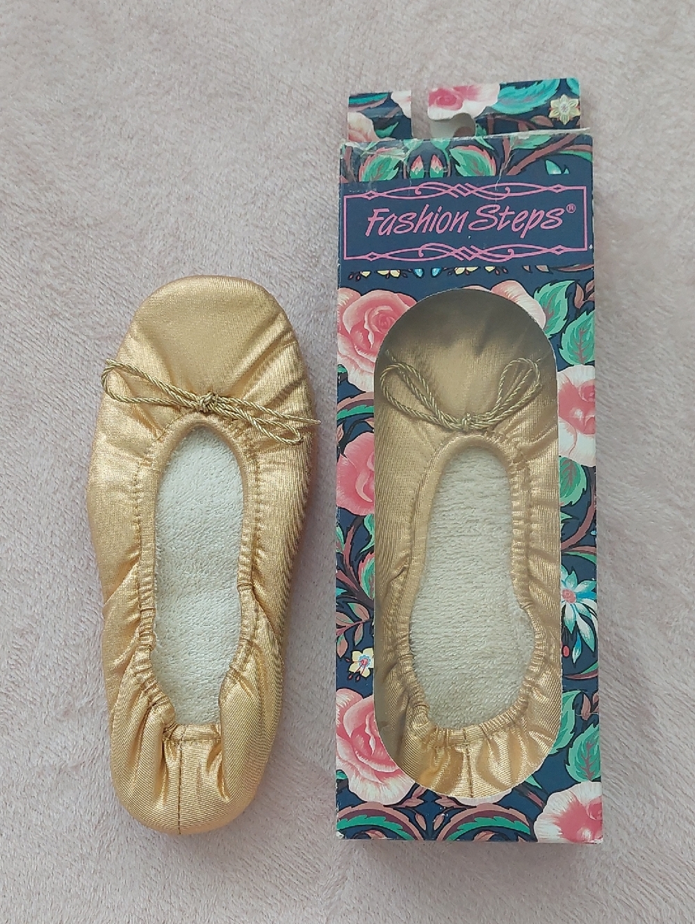 FASHION STEPS Women's Metallic Gold Ballet-Style Slippers NIB